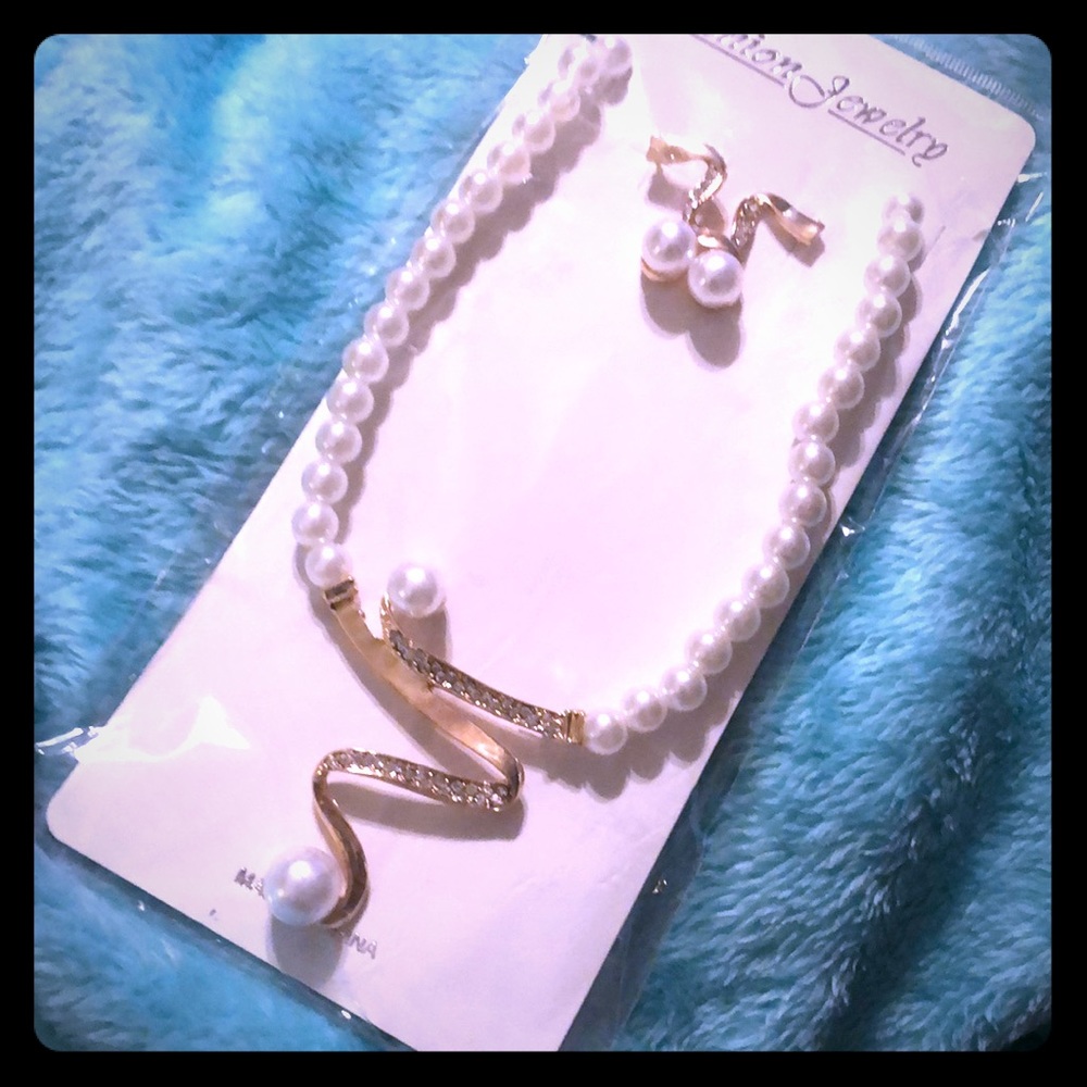 Necklace and earrings